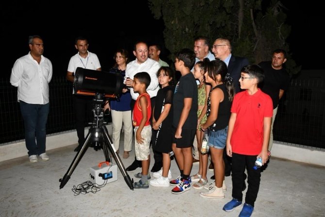 Vali Pehlivan Bilim Köyü’nde Öğrencilerle Buluştu