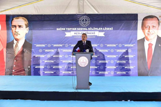 Bakan Özer, “Okullaşma Oranının Yüzde 90’nın Üzerine Çıktığı Bir Eğitim Sistemine Kavuşmuş Olduk”