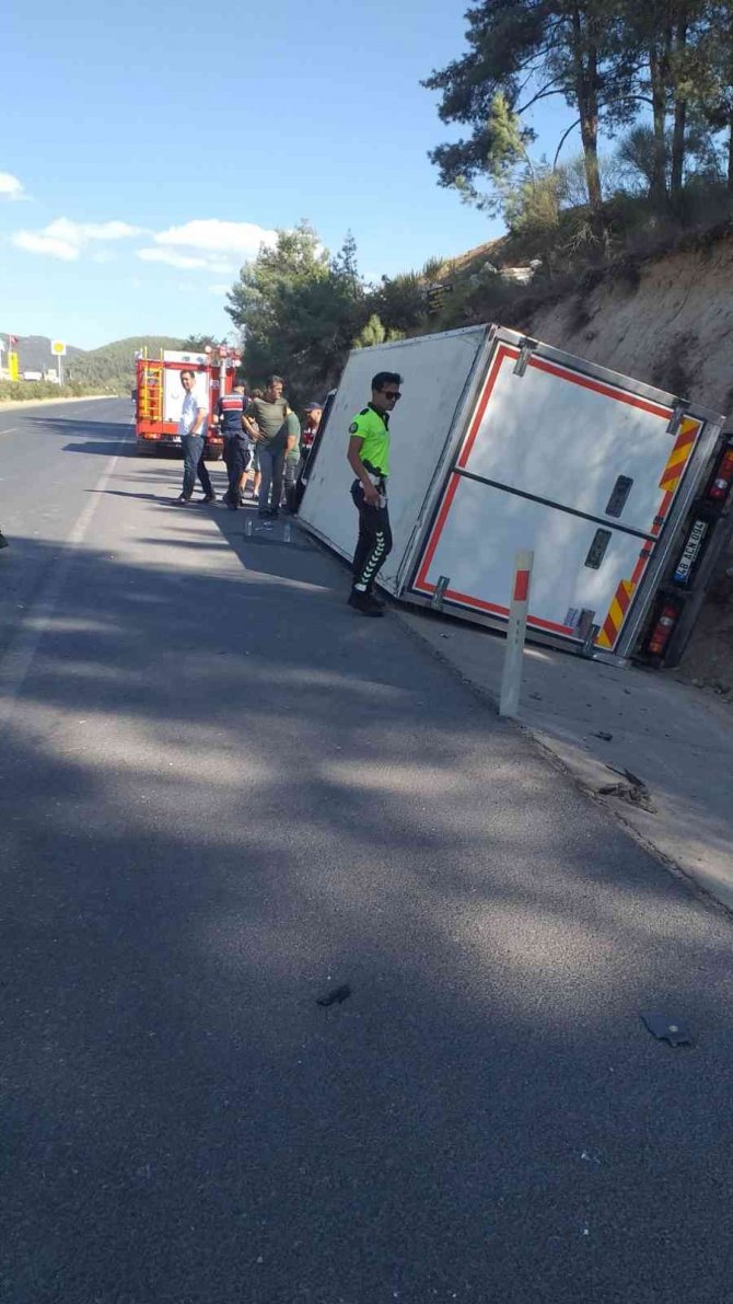 Muğla’da Trafik Kazası: 2 Yaralı
