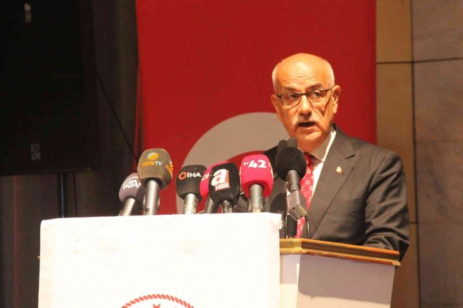 Bakan Kirişci: “Ayçiçeğimizin Alım Fiyatlarını 12 Tl Üzerinden Devam Ettireceğiz”