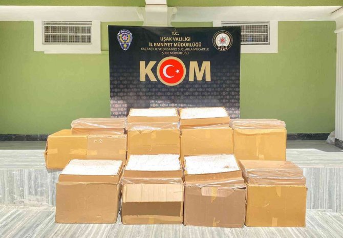 Uşak’ta 10 Milyon Kaçak Makaron Ele Geçirildi