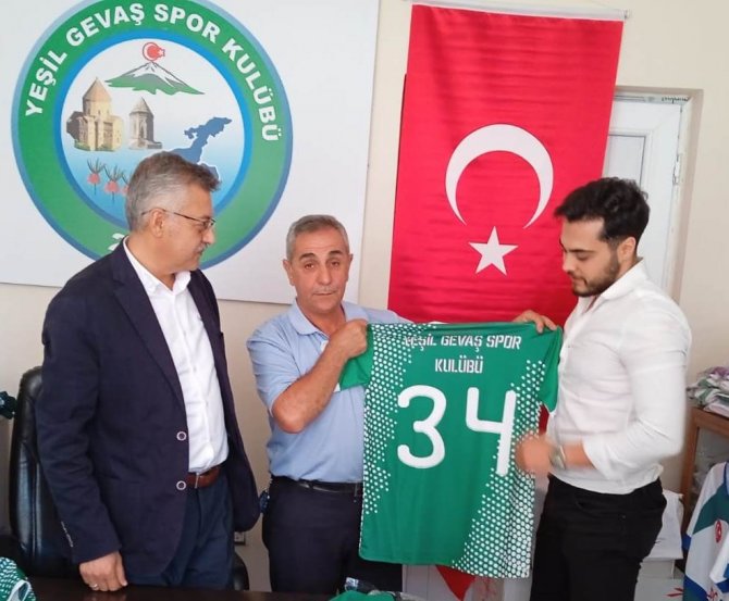Genç Asri̇ad Ve Beykoz Kimya’dan Yeşil Gevaşspor’a Malzeme Desteği