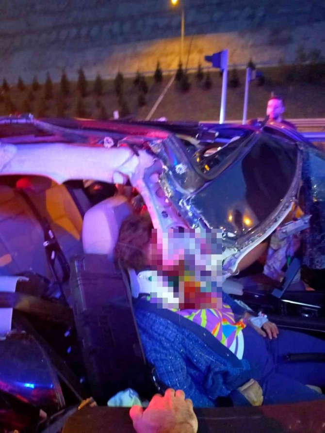 Yalova’da Ciple Tır Çarpıştı: 3 Yaralı