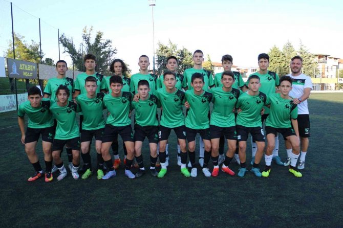 Minik Horozlar Yeni Sezona Odaklandı