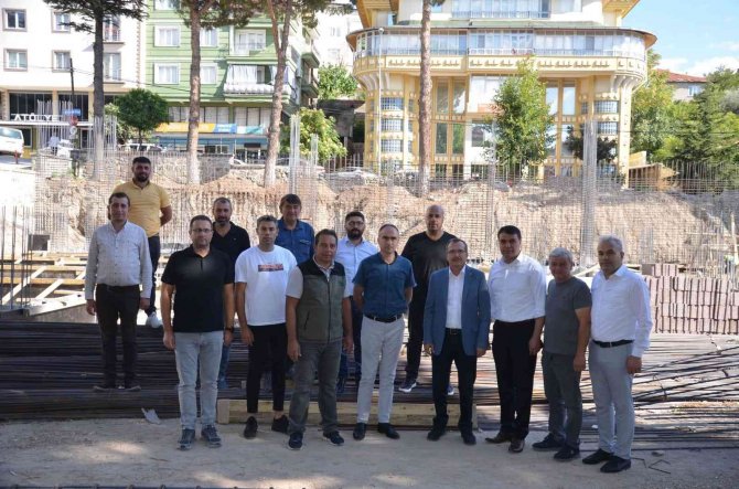 Ak Parti’li Aydemir’den İlçelerde Yoğun Mesai