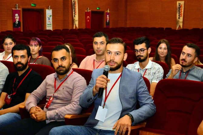 Manavgat Belediyesi Gençlik Meclisi’ni Kurdu