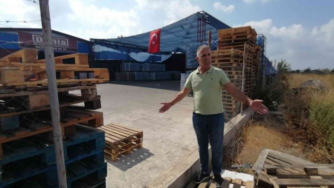 Palet Hırsızlarının Rahatlığı ‘Pes’ Dedirtti