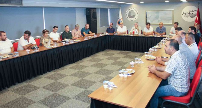 Zeytin Bu Yıl Yüz Güldürüyor