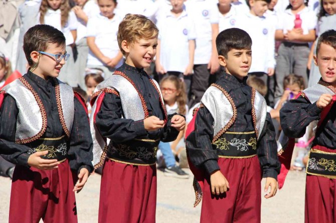 Bandırma’da İ̇lköğretim Haftası Kutlandı