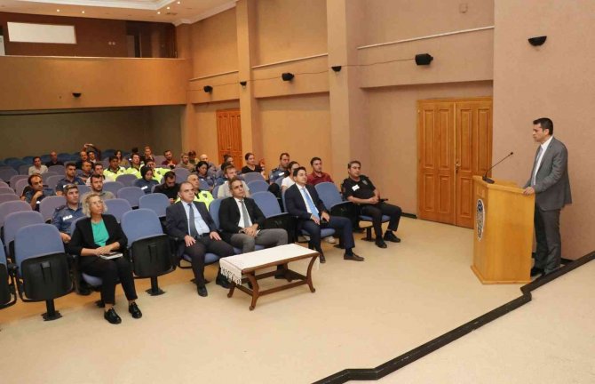Burdur’da Öğrencilerin Güvenliği İçin Görev Dağılımları Yapıldı