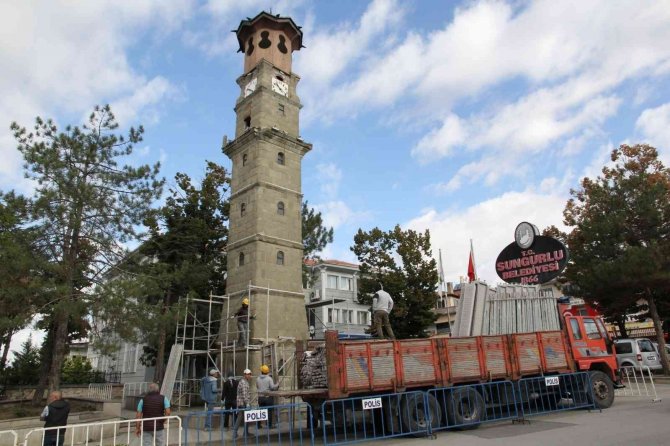 Tarihi Sungurlu Saat Kulesi Restore Ediliyor