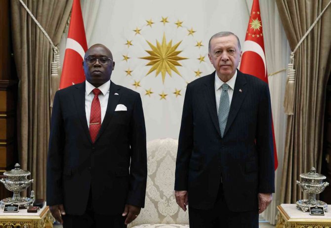Cumhurbaşkanı Erdoğan, Kenya Büyükelçisi Boiyo’yu Kabul Etti