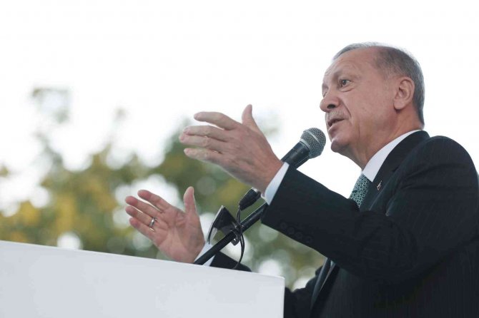 Cumhurbaşkanı Erdoğan’dan Gençlere Müjde: "Yurt Ücretleri Bu Yıl Da Değişmeyecek"