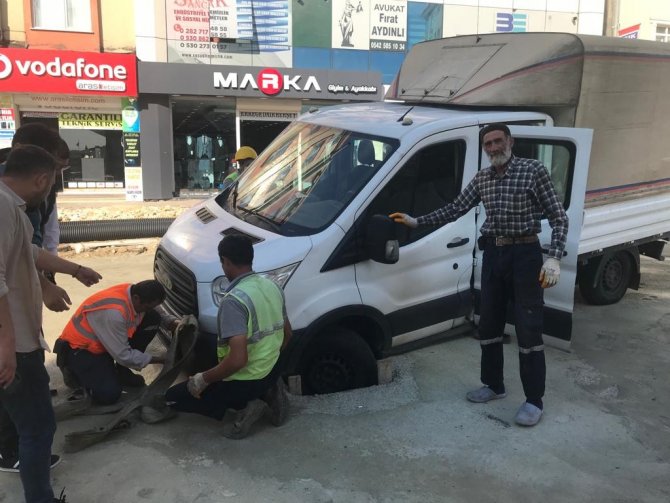 Kazdıkları Çukura Kendileri Düştü