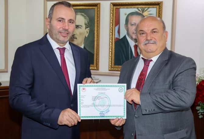 Yalova’daki Sokak Hayvanları Bakımevlerine İzin Belgeleri Verildi