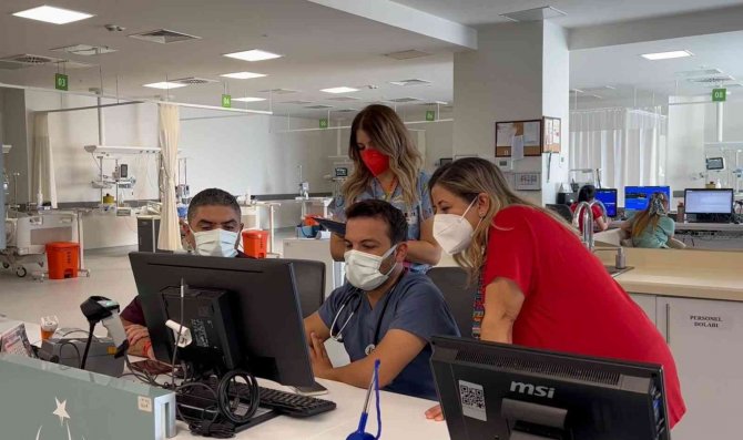Manisa Şehir Hastanesi 10 Bin Koroner Yoğun Bakım Hastasına Hizmet Verdi