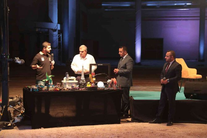 Gençlerin Sorularını Beyazgül Cevapladı