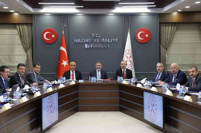 Gıda Ve Tarımsal Ürün Piyasaları İ̇zleme Ve Değerlendirme Komitesi Toplandı