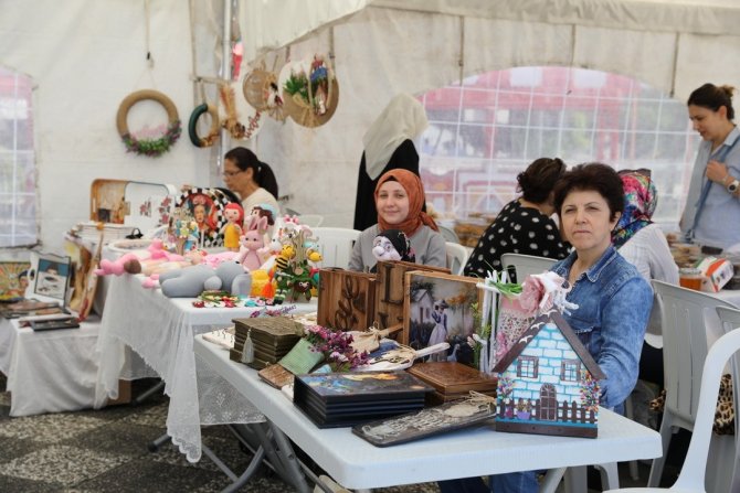 Kadınların El Emeği Ürünleri Bu Festivalde Kazanca Dönüşüyor