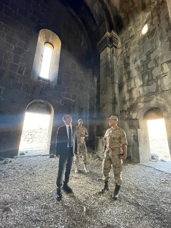 Kaymakam Okan Daştan, Çengilli Kilisesi’ni Yerinde Gördü