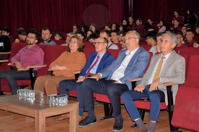 Geçmişten Bugüne Karacabey Konuşuldu