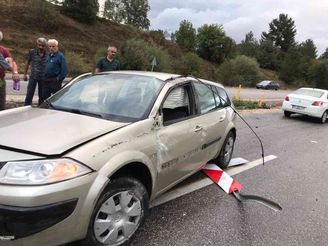 Kastamonu’da Takla Atan Otomobildeki 3 Kişi Yaralandı
