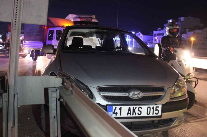 İ̇ki Otomobilin Karıştığı Kazada 1 Kişi Yaralandı