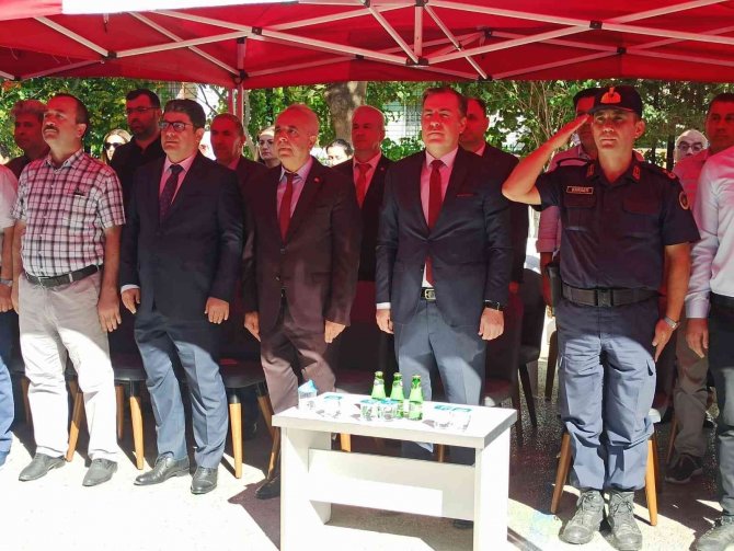 Turgutlu Protokolü Miniklerle Sıralarını Paylaştı, Heyecanlarına Ortak Oldu