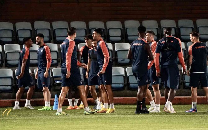 Medipol Başakşehir, Fiorentina Maçına Hazır