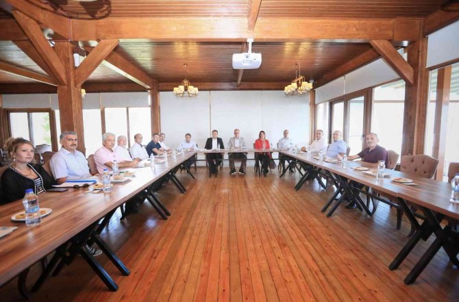 Pamukkale Belediye Başkanı Örki, 61 Mahalle Muhtarı İle Görüştü