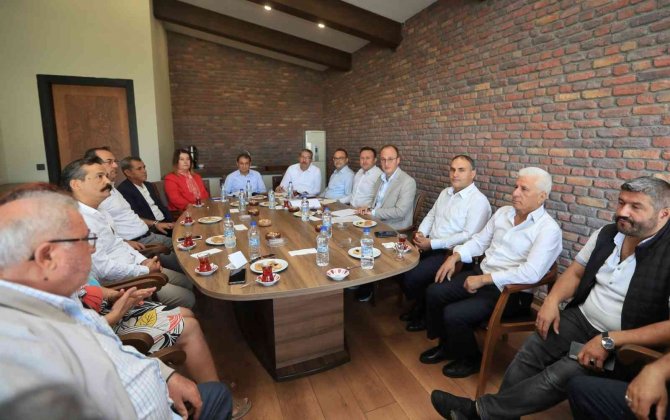 Pamukkale Belediye Başkanı Örki, 61 Mahalle Muhtarı İle Görüştü