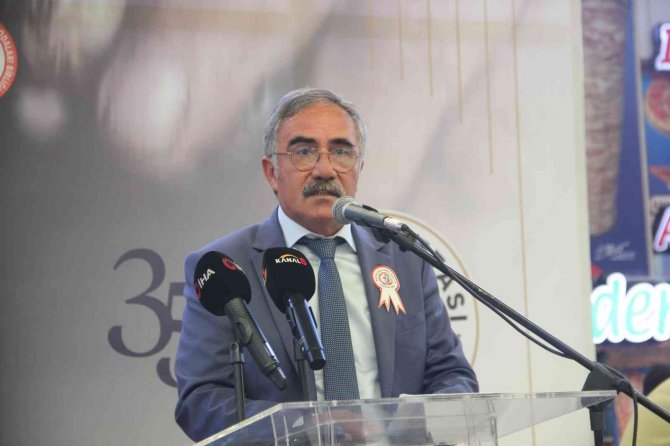 Samsun’da Yılın Ahisi 50 Yıllık Tornacı Seçildi