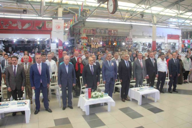 Samsun’da Yılın Ahisi 50 Yıllık Tornacı Seçildi