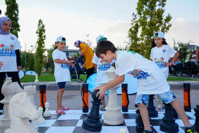 ’’Sokakta Satranç Var’’ Projesi 8. Yaşını Kutluyor