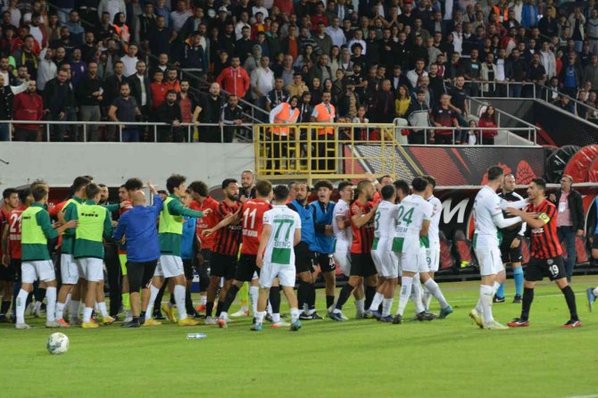 Tff 2. Lig: Çorum Fk: 2 - Bursaspor: 1