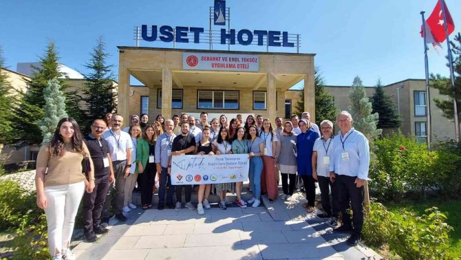 Nevü Ev Sahipliğinde ‘Peyzaj Tasarımında Engelli Dostu Çözümler’ Eğitimi Tamamlandı