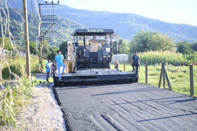 Kartepe’nin 3 Mahallesinde Üstyapı Çalışması Bitti