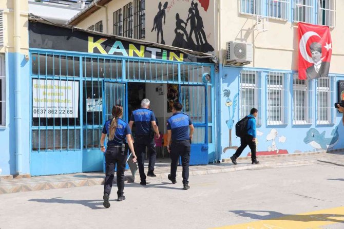 Yalova Belediyesi Zabıta Ekipleri Okul Kantinlerini Denetledi