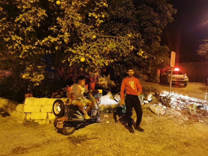 Yangın Bir Mahalleyi Sokağa Döktü