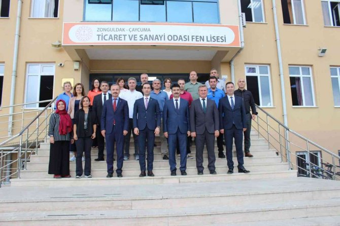 Kaymakam Göze, Okulları Ziyaret Etti