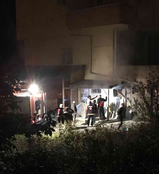 Zonguldak’ta Mobilya Atölyesinde Yangın