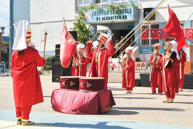 Vali Elban: "Kitap Okuyun, Spor Yapın"