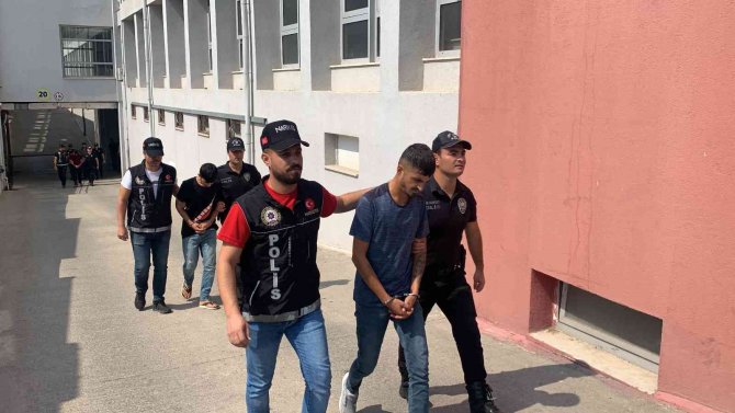 Adana’da Narkotik Operasyonlarında 9 Zanlı Tutuklandı
