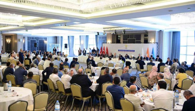 Kurtulmuş: "Yunanistan Bazılarının Kışkırtmasına Gelmemeli"