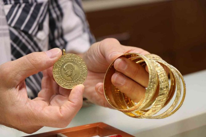 Uzmanından ’Altın’ Öngörüsü