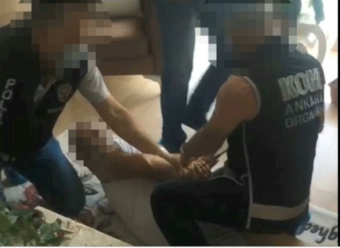 Başkent’te İki Farklı Suç Çetesine Operasyon: 10 Gözaltı