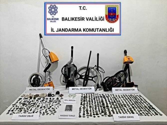 Balıkesir’de Asayiş Ve Uyuşturucu Operasyonunda 6 Tutuklama