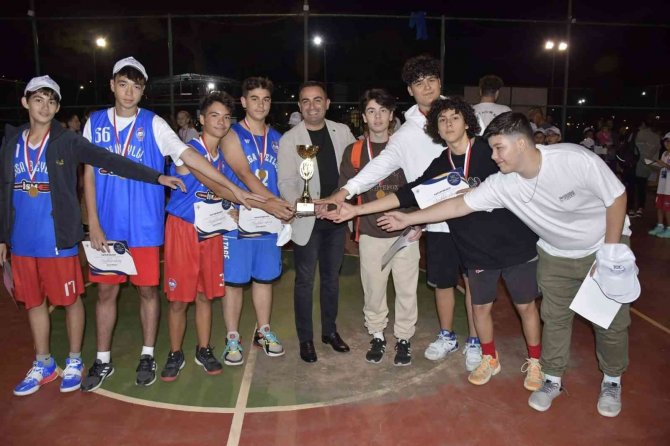 Basketbol Turnuvasında Coşku Dolu Final