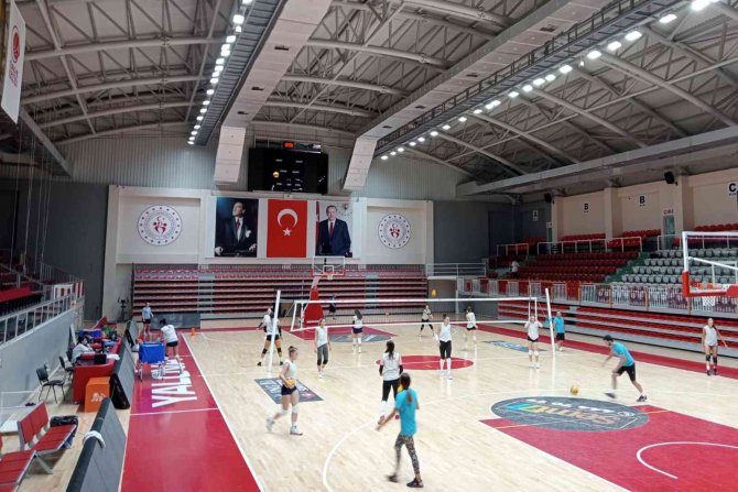 Çiftlikköy’ün Sultanları Sezon Hazırlıkları Sürüyor
