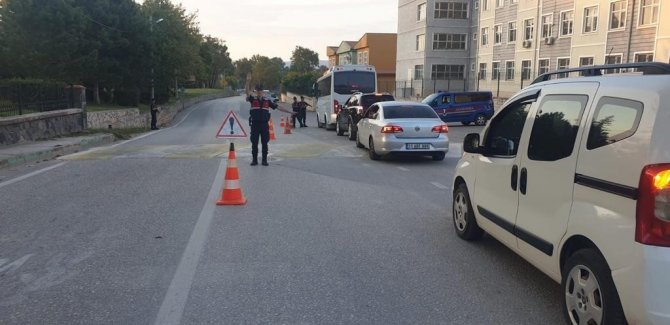 Jandarma Okul Çevrelerinde Denetimler Yaptı